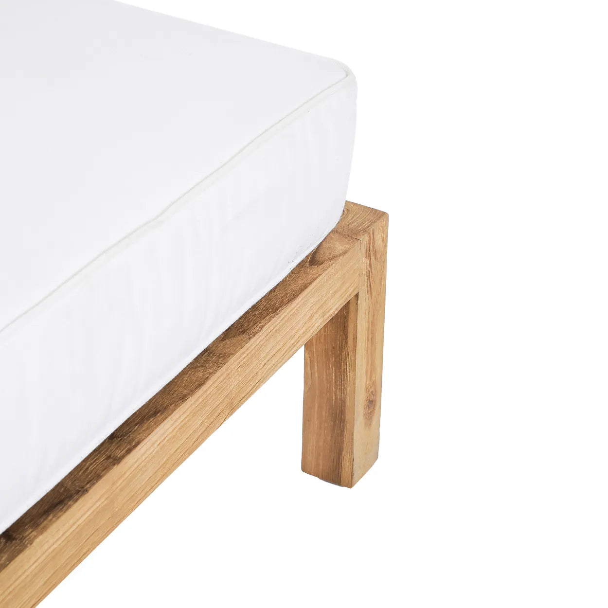 The Moyo modular pouf