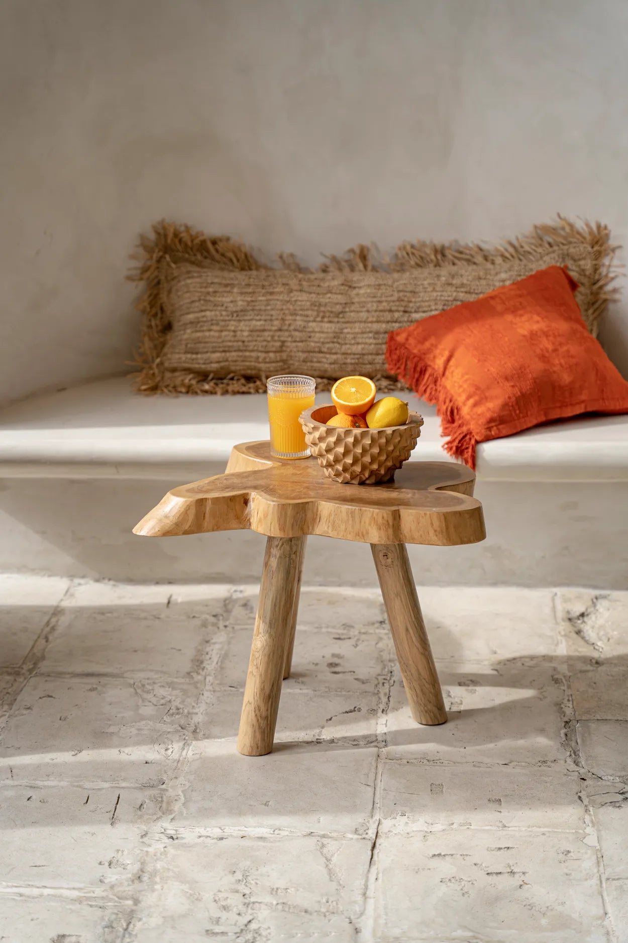 La table d'appoint organique - Naturel