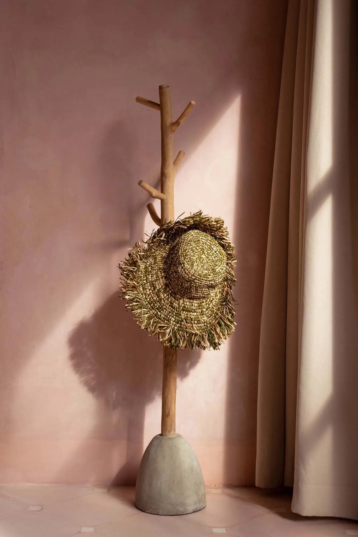 The concrete coat rack - Naturally