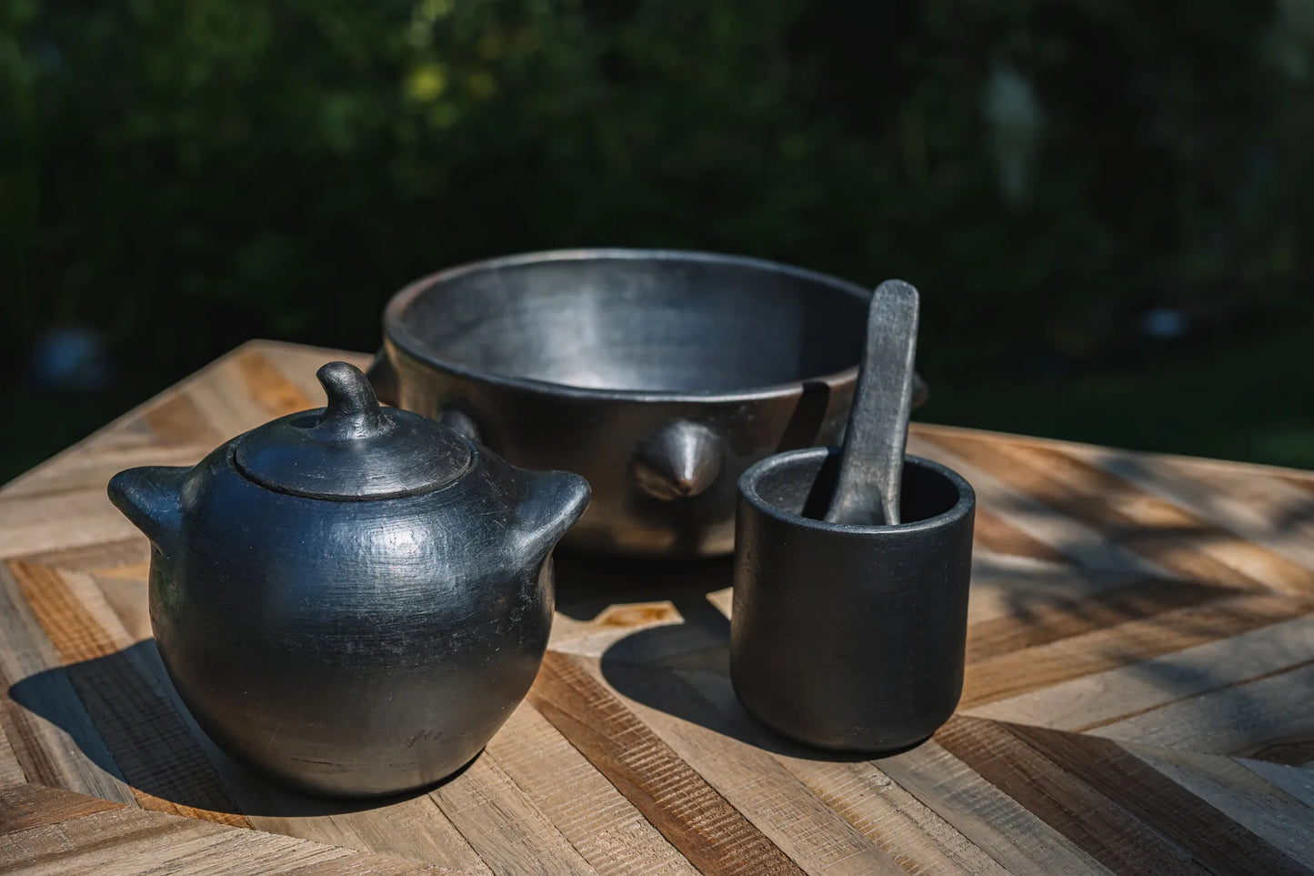 The Burnt Pot - L