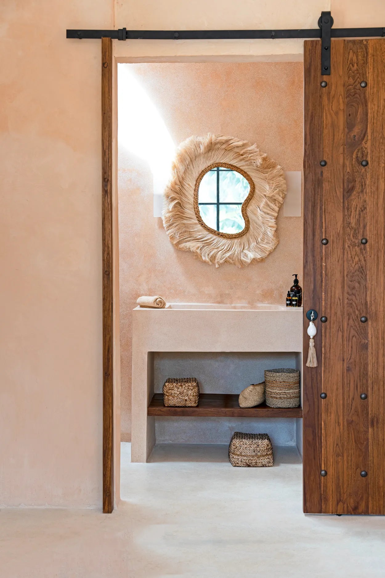 The La Principessa Mirror - Natural - L