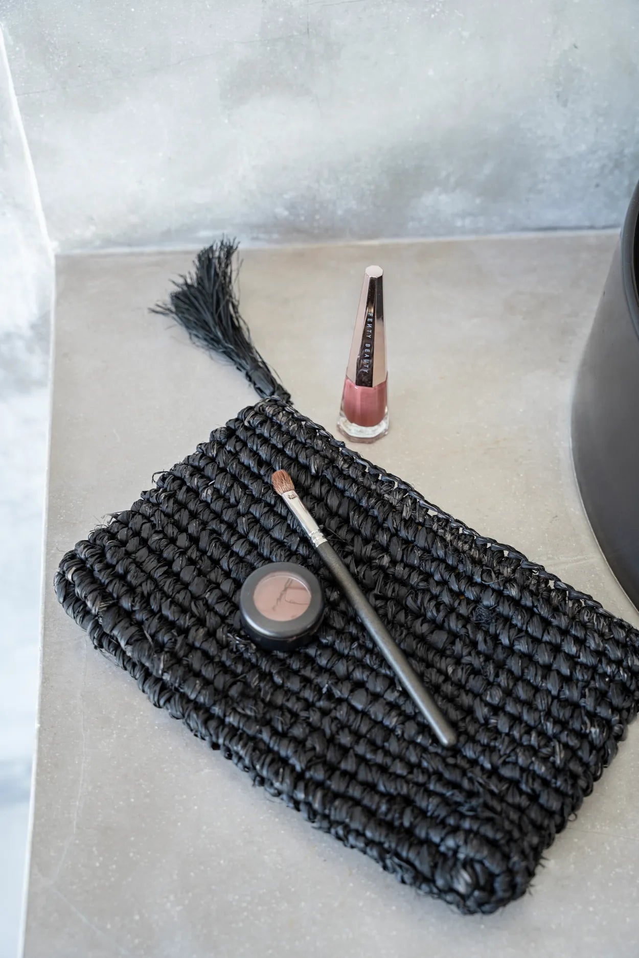 The Raffia Clutch - Black Black - S_40
