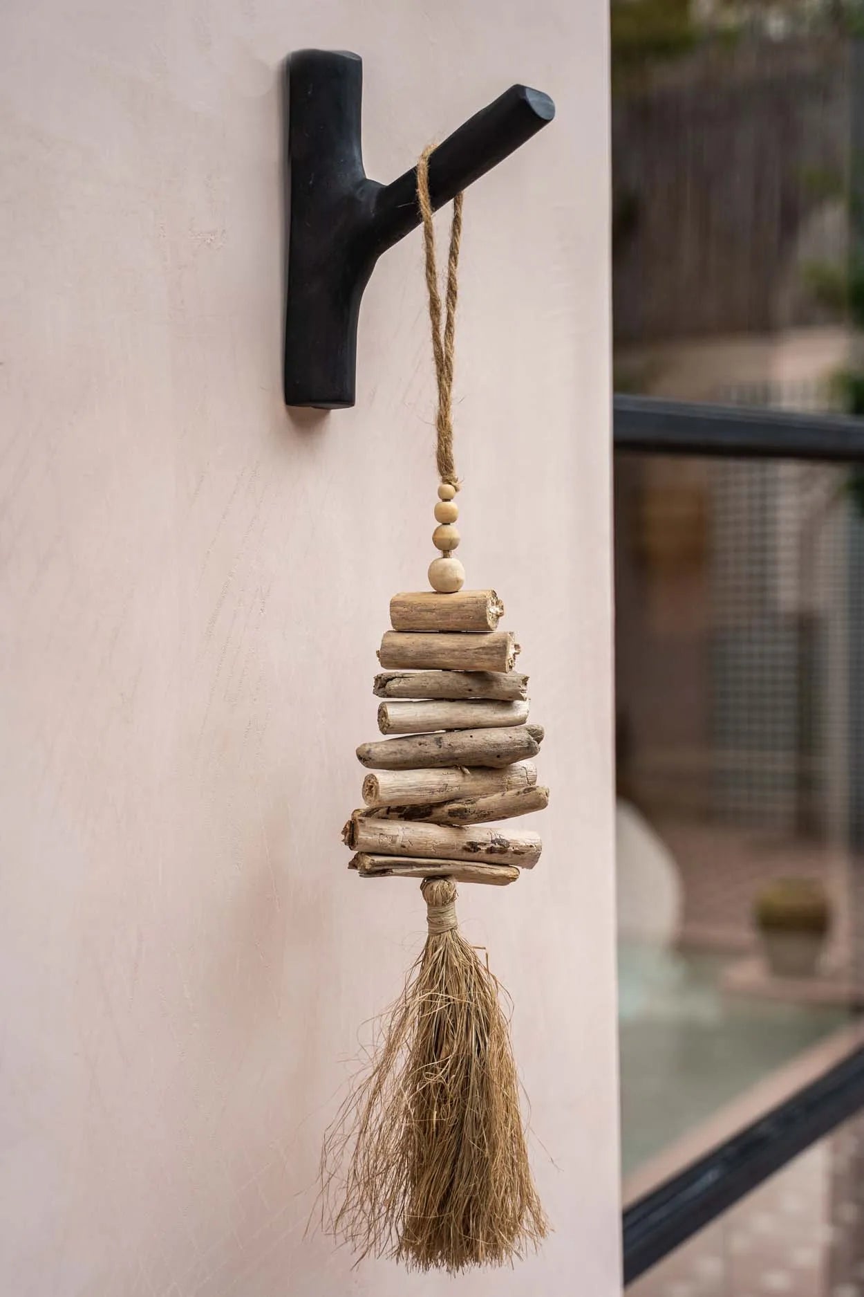 La brosse en bois flotté raphia par 2 pièces
