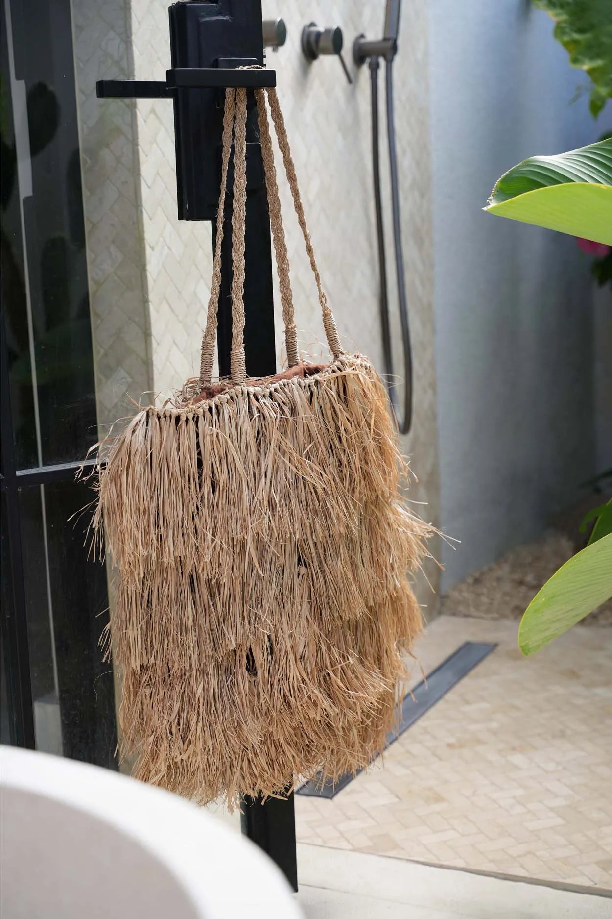 The Raffia Bahamas Bag - Naturally_30
