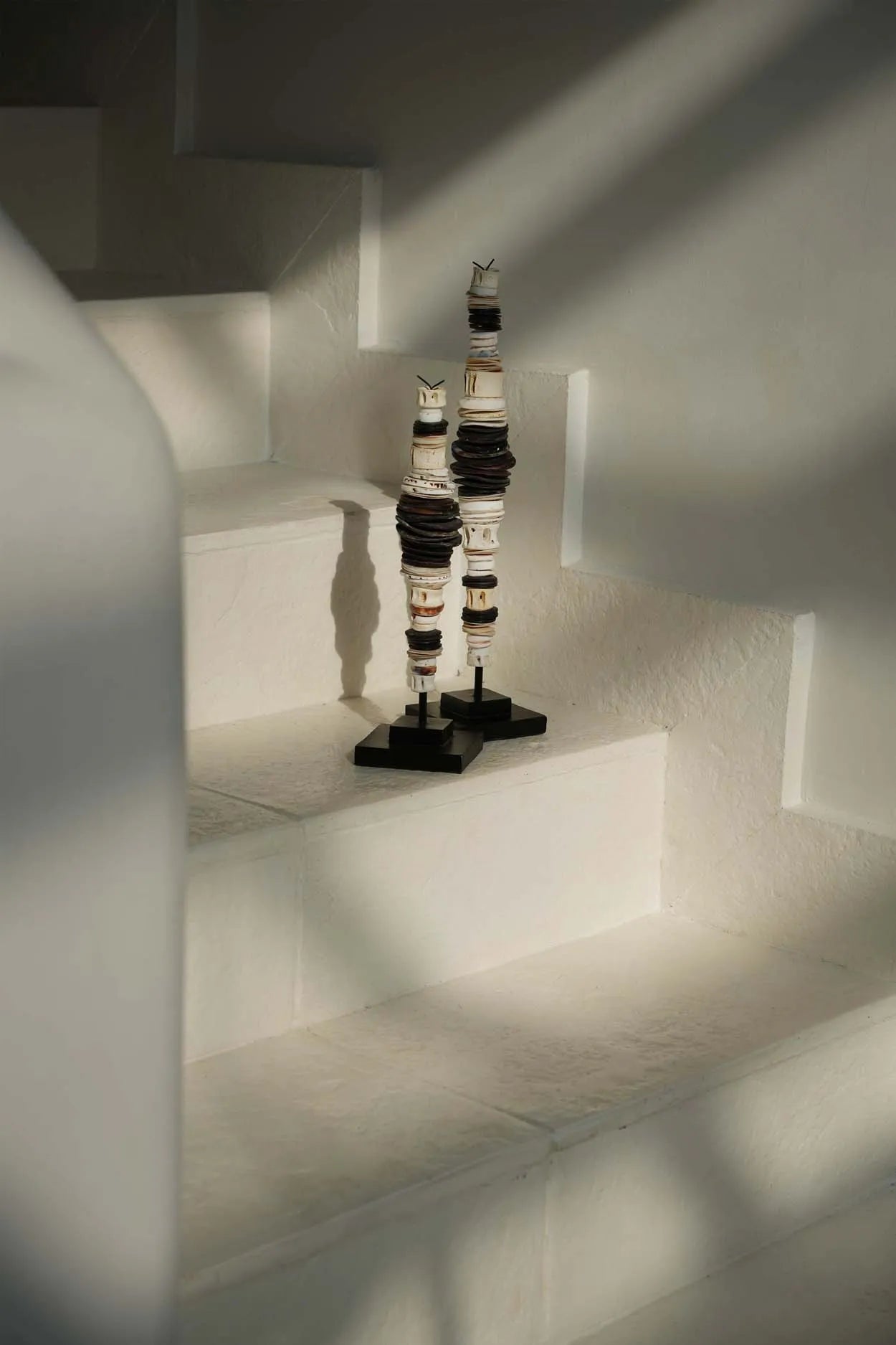 Le Coquillage sur pied - Noir et blanc - M