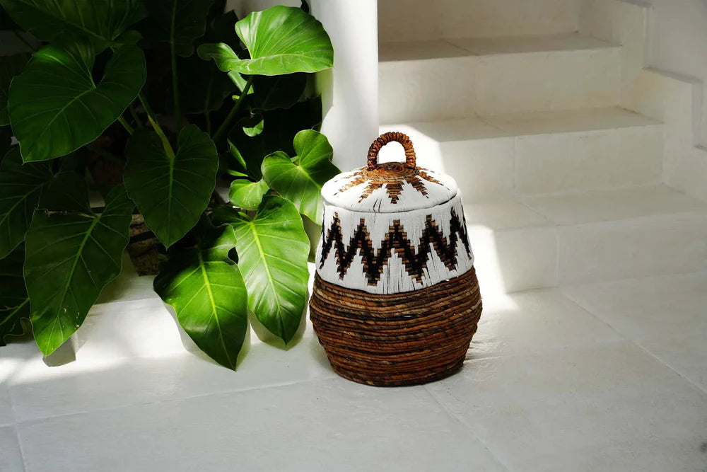 The Little Bay Beach Basket Natural White