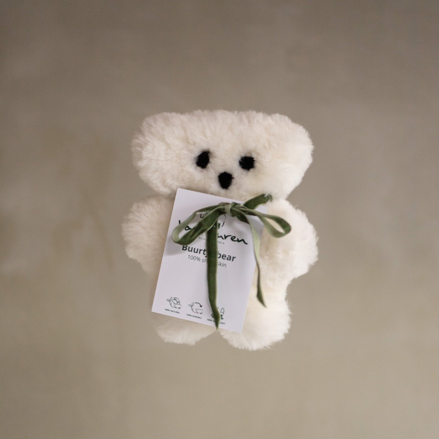 Klein Buurtje Beer - Merino Schapenvacht Knuffel Off-White