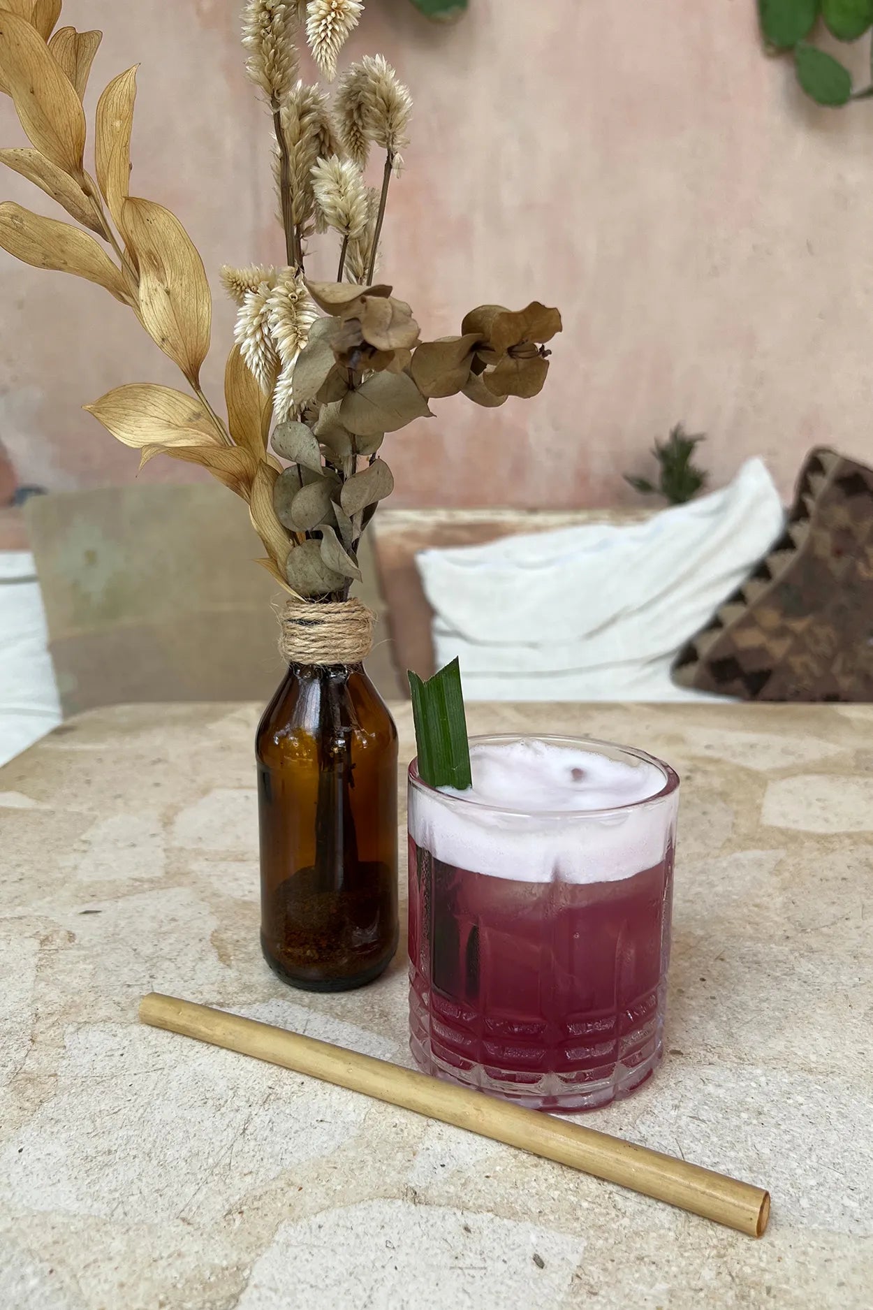 The Bamboo Straws Set of 10 with Cleaning Brush