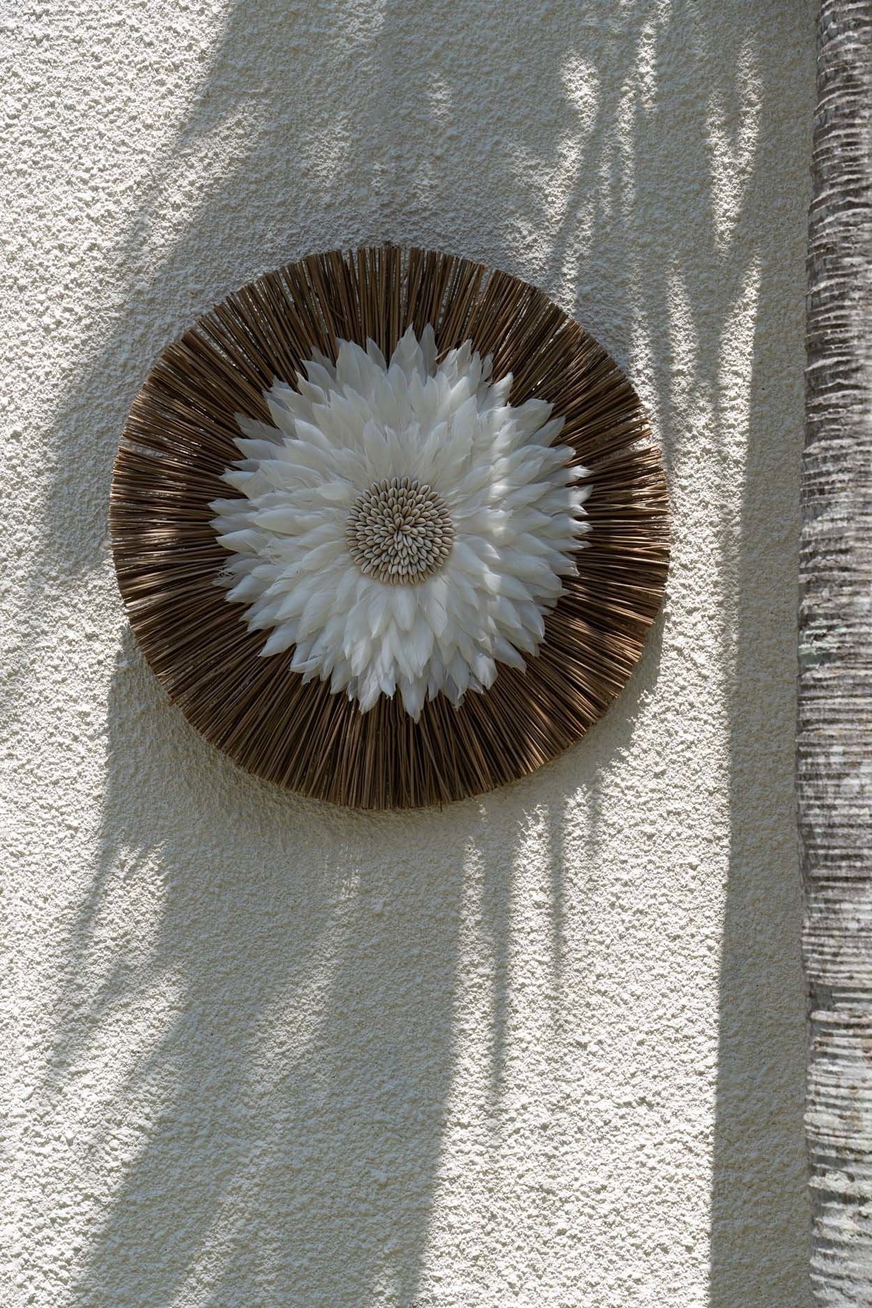 The Alang Feathers Juju - Natuurlijk Wit