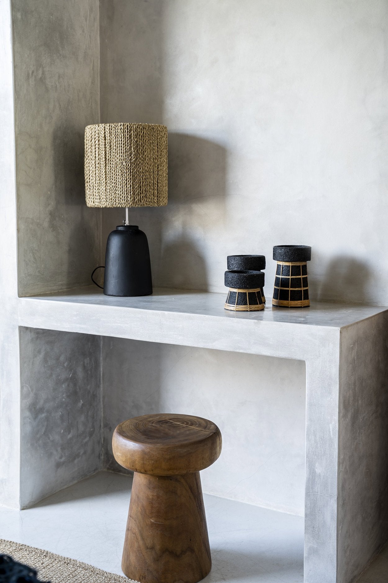 The Chalki Tafellamp - Zwart Naturel