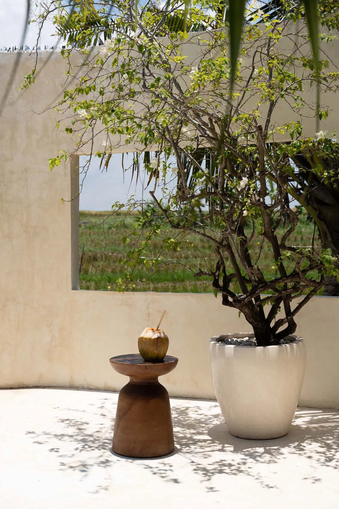 The Wakatobi side table - Naturally