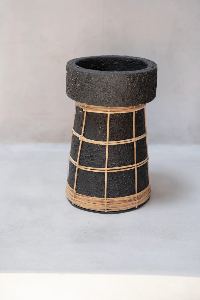 The serene candle holder - black natural - L
