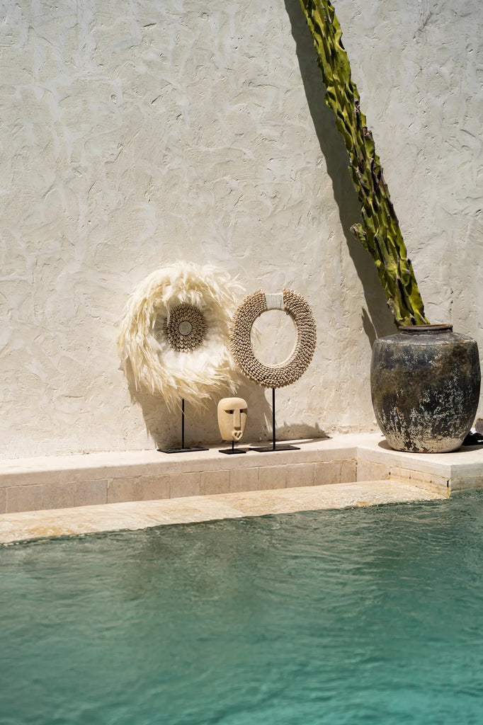 The Coast Juju on Stand - White - S_40