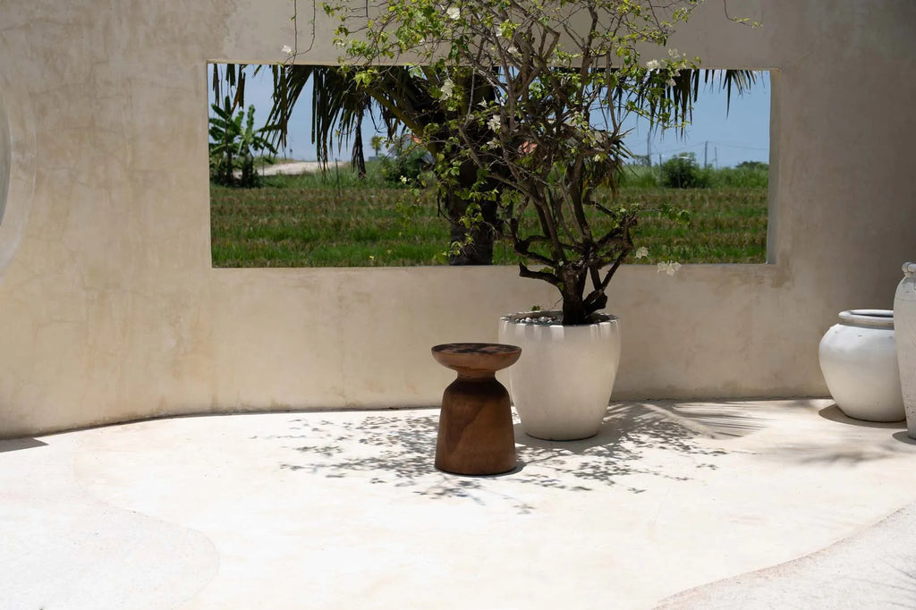 The Wakatobi side table - Naturally