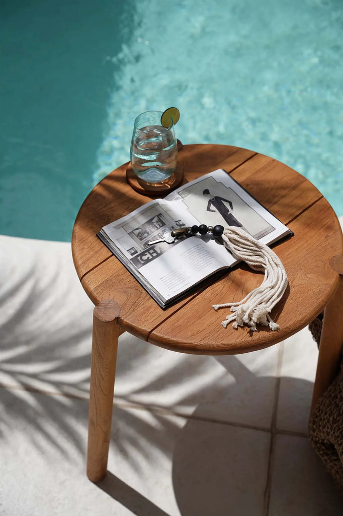 The Gilimanuk side table - Outdoor