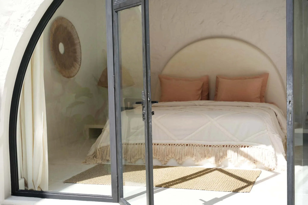 The Berber Bedspread 300 x 240 - Natural