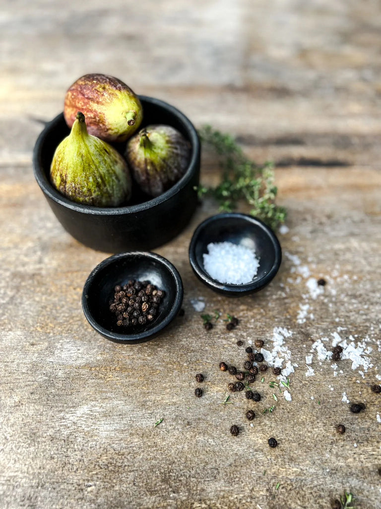 The Burnt Cylinder Dish - Black - Set of 3