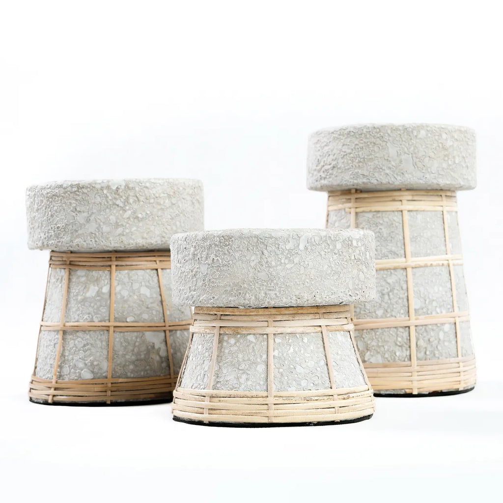 The serene candle holder - concrete of course - M