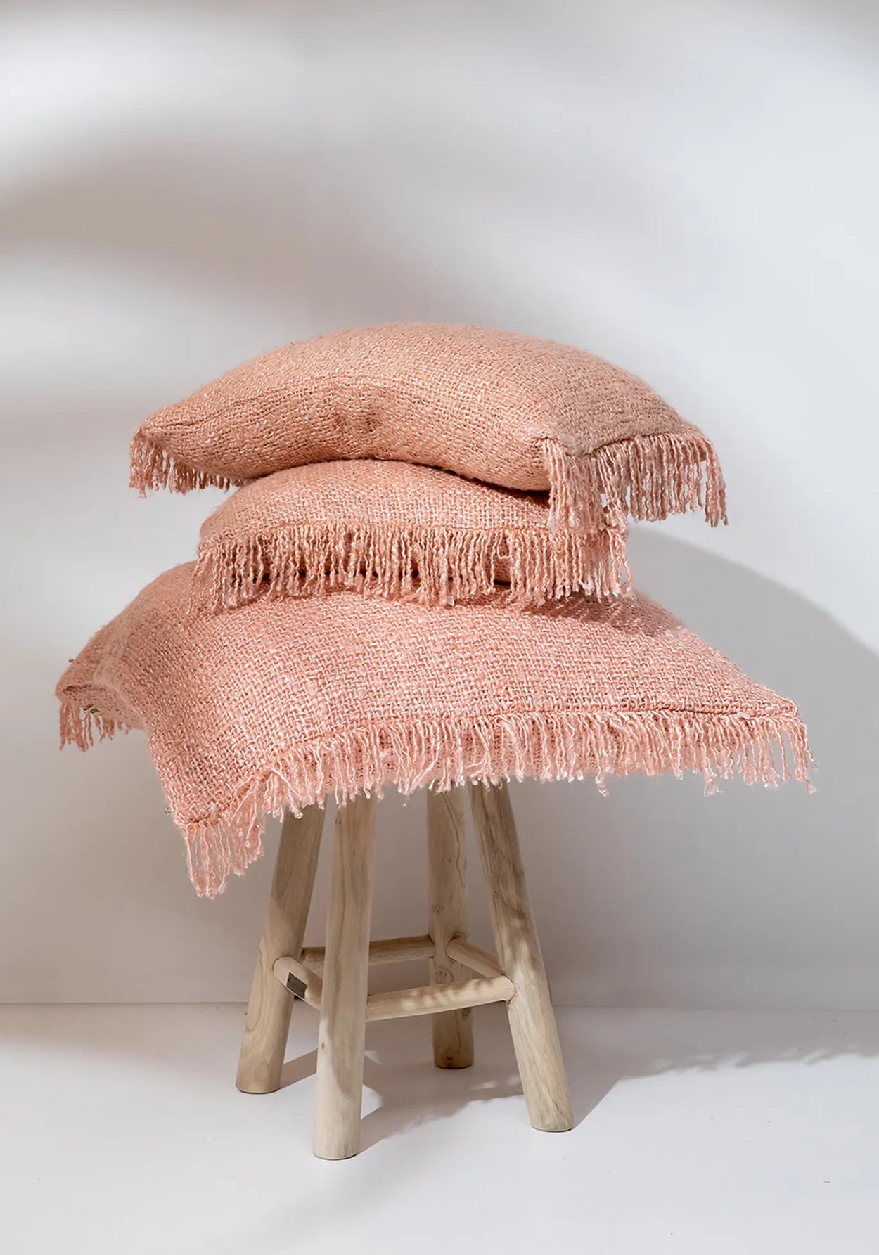 The Oh My Gee Cushion Cover - Salmon Pink - 60x60_40