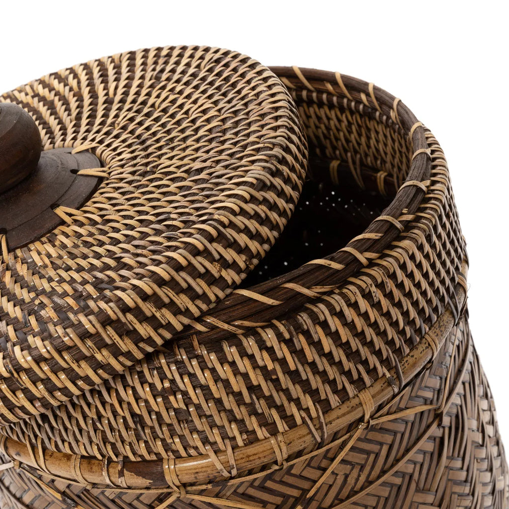 The bathroom trash bin basket - natural brown
