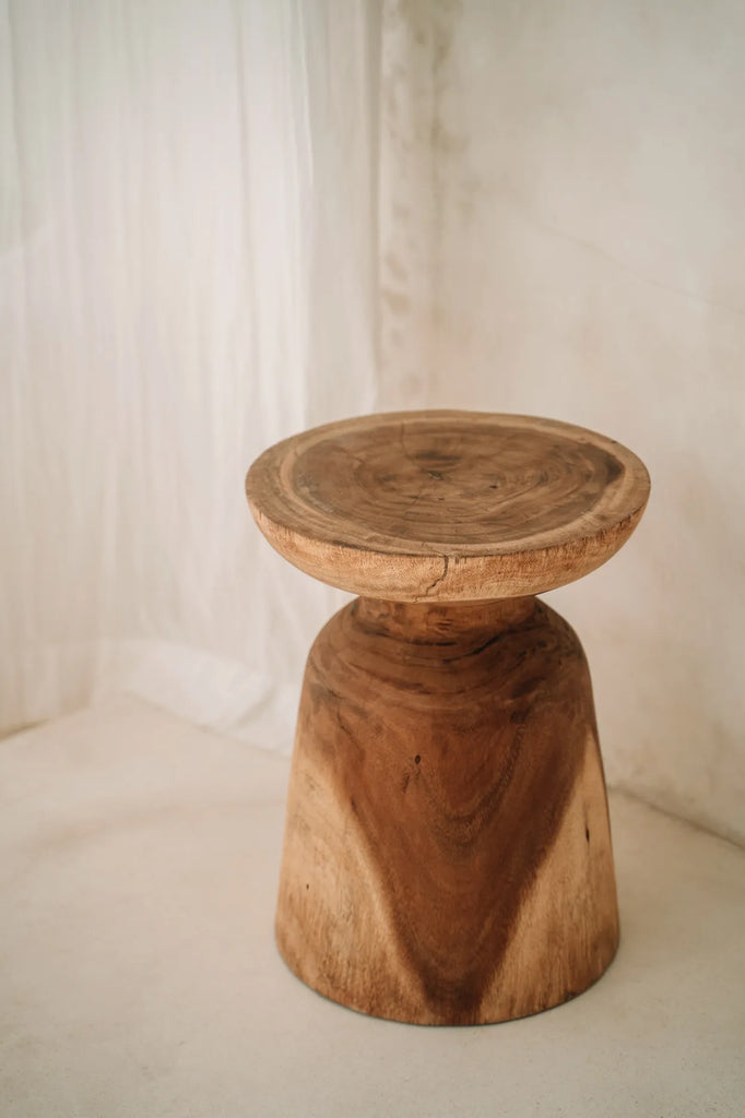 The Wakatobi side table - Naturally