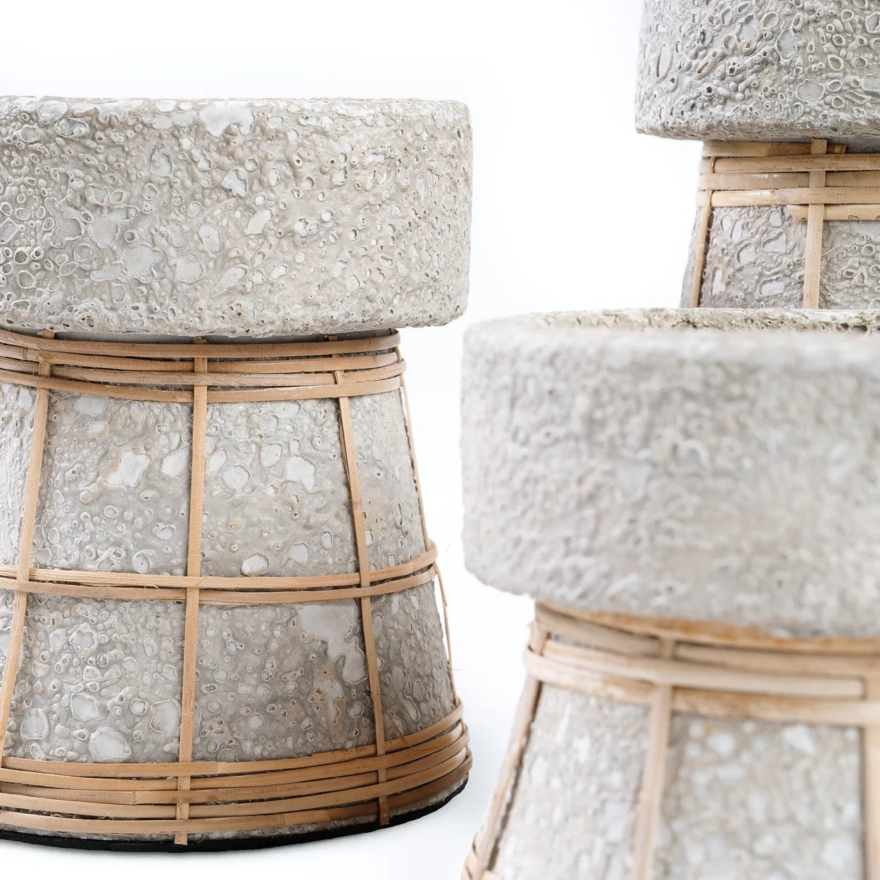 The serene candle holder - concrete of course - M