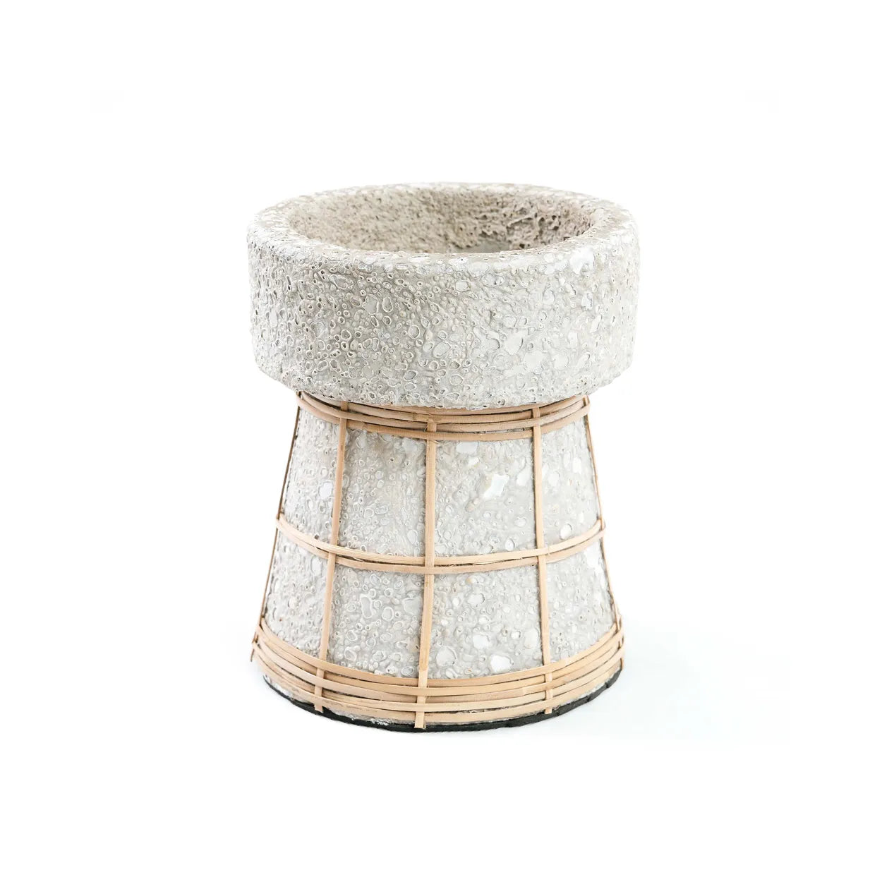 The serene candle holder - concrete of course - M
