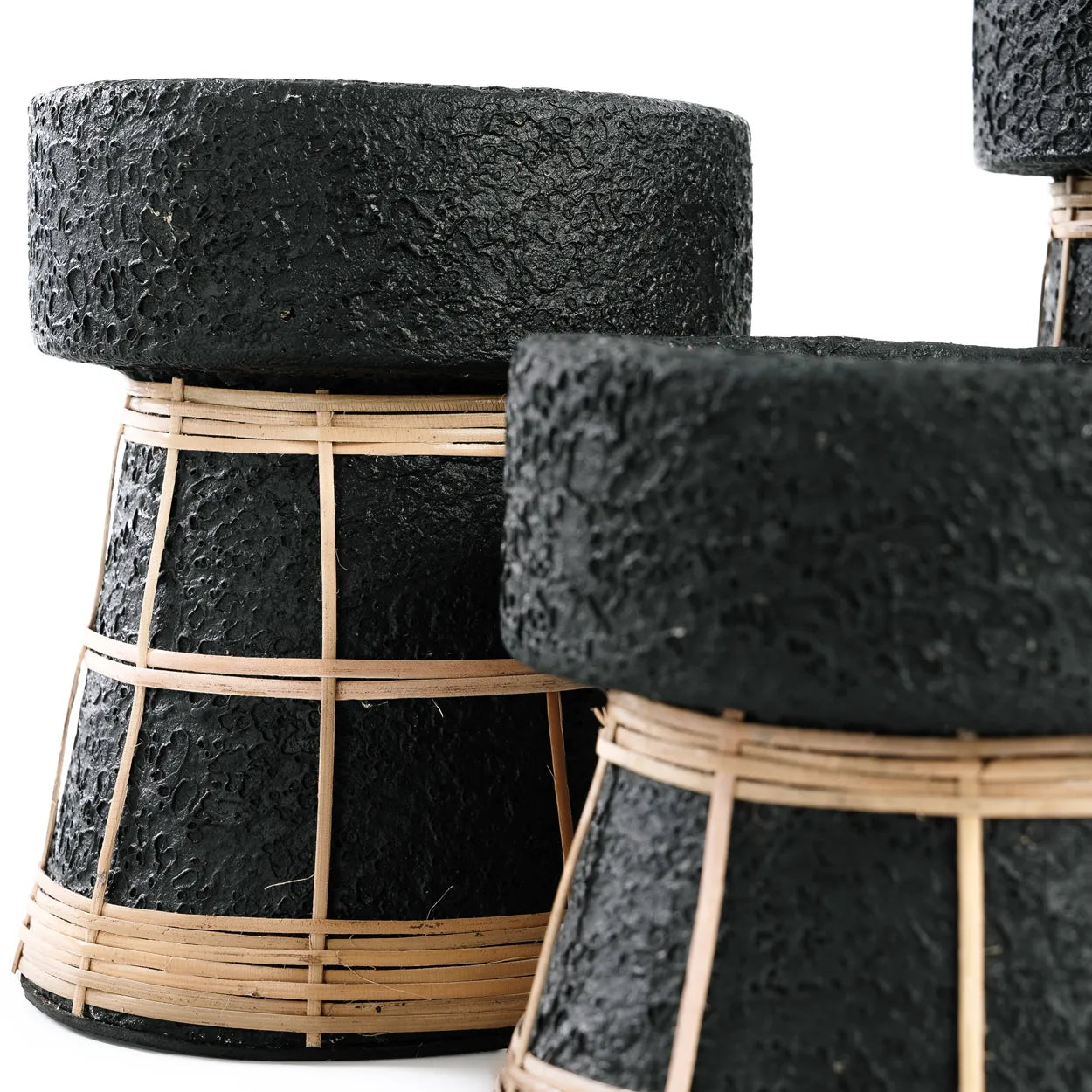 The serene candle holder - black natural - M