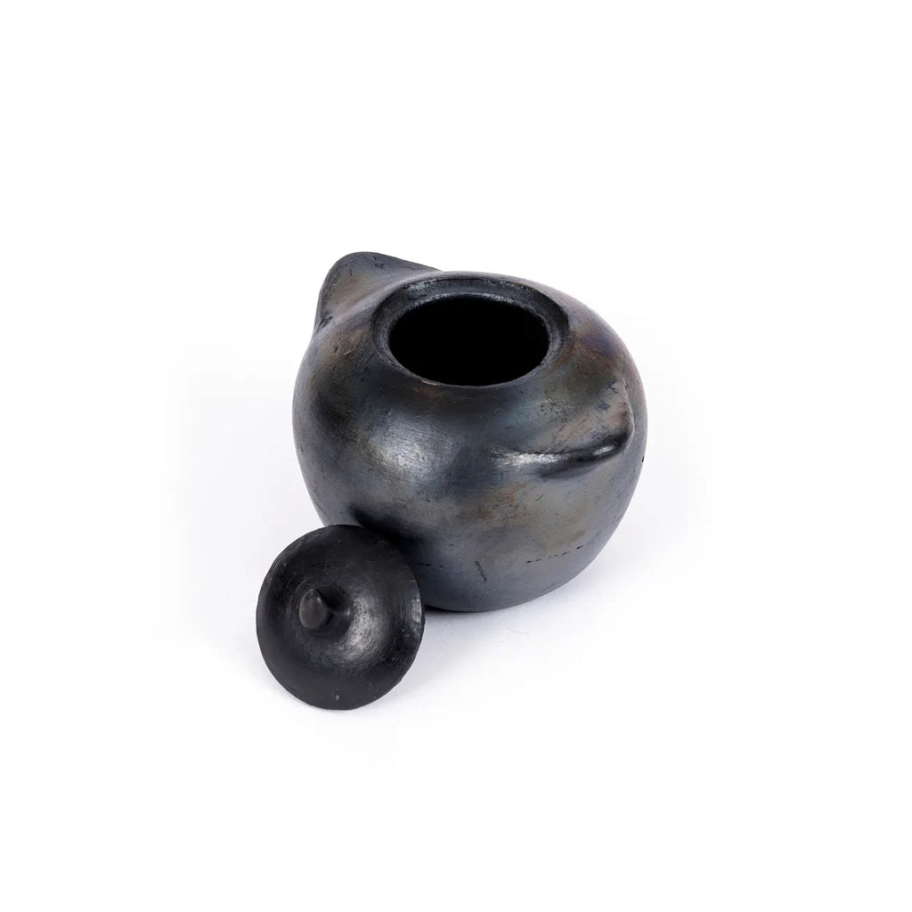 The Burnt Pot - L