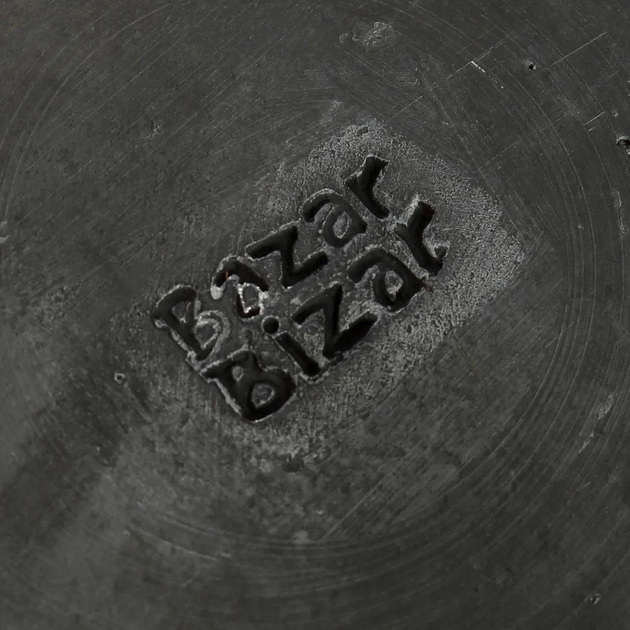 The Burnt Classic Plate - Black - M