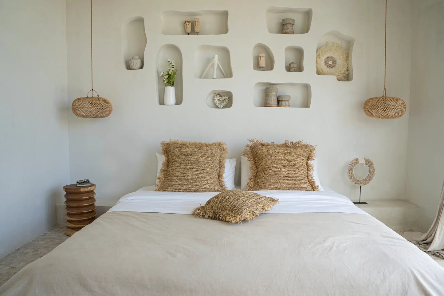 The serene candle holder - concrete of course - S
