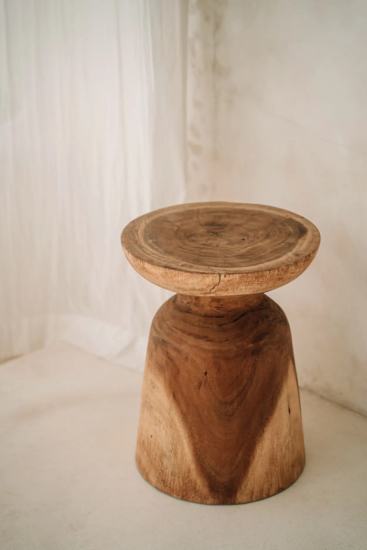 The Wakatobi side table - Naturally