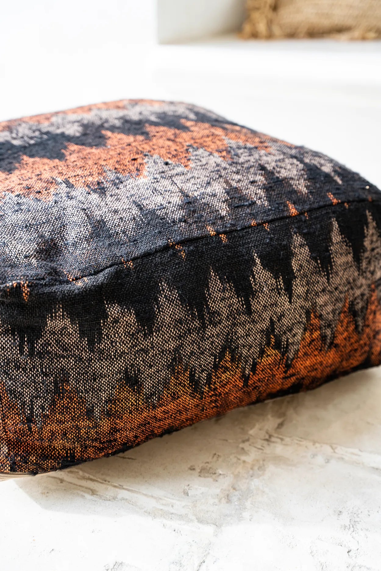Le pouf Oh My Gee - Noir Orange_40