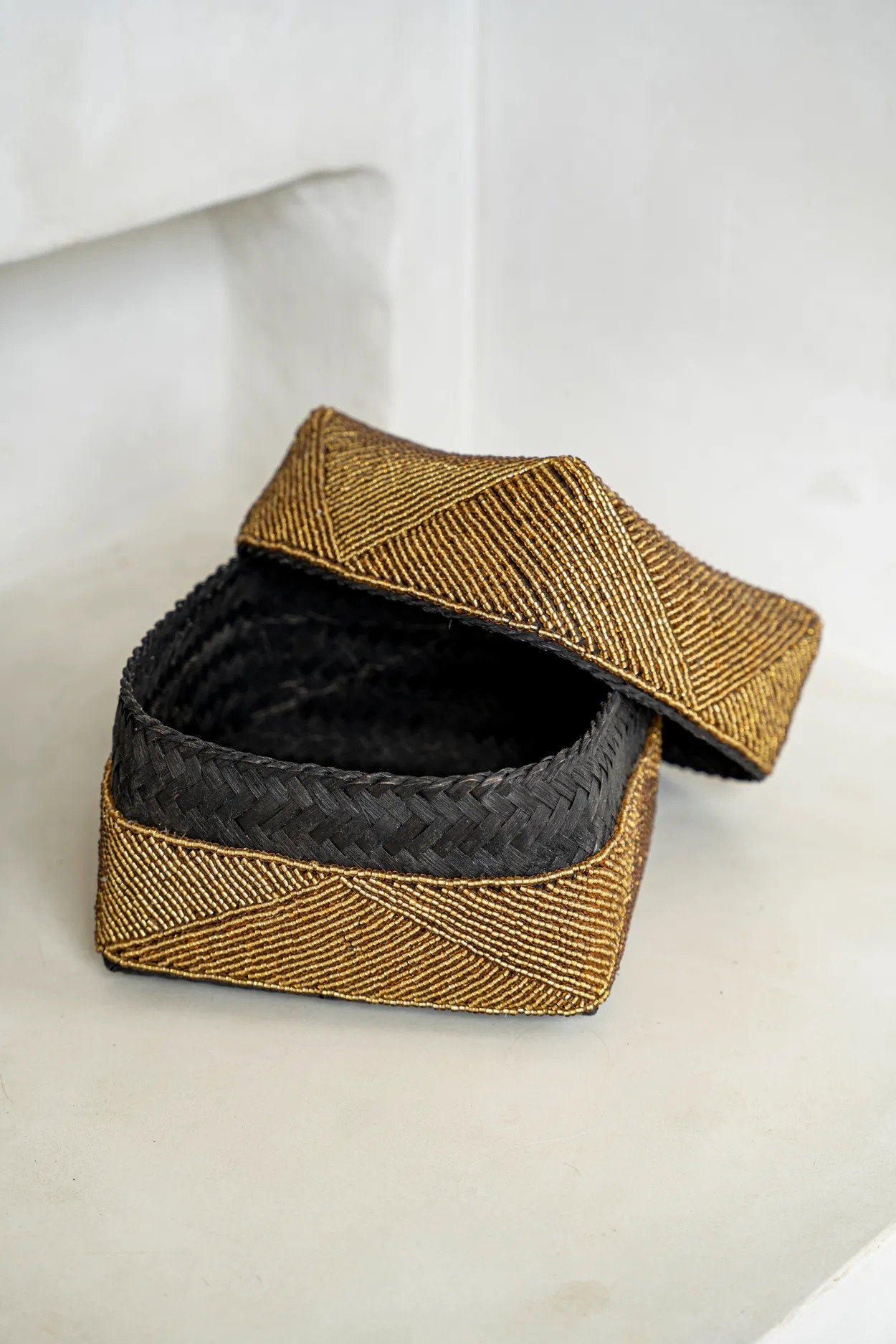 The Bead Basket - Gold - M