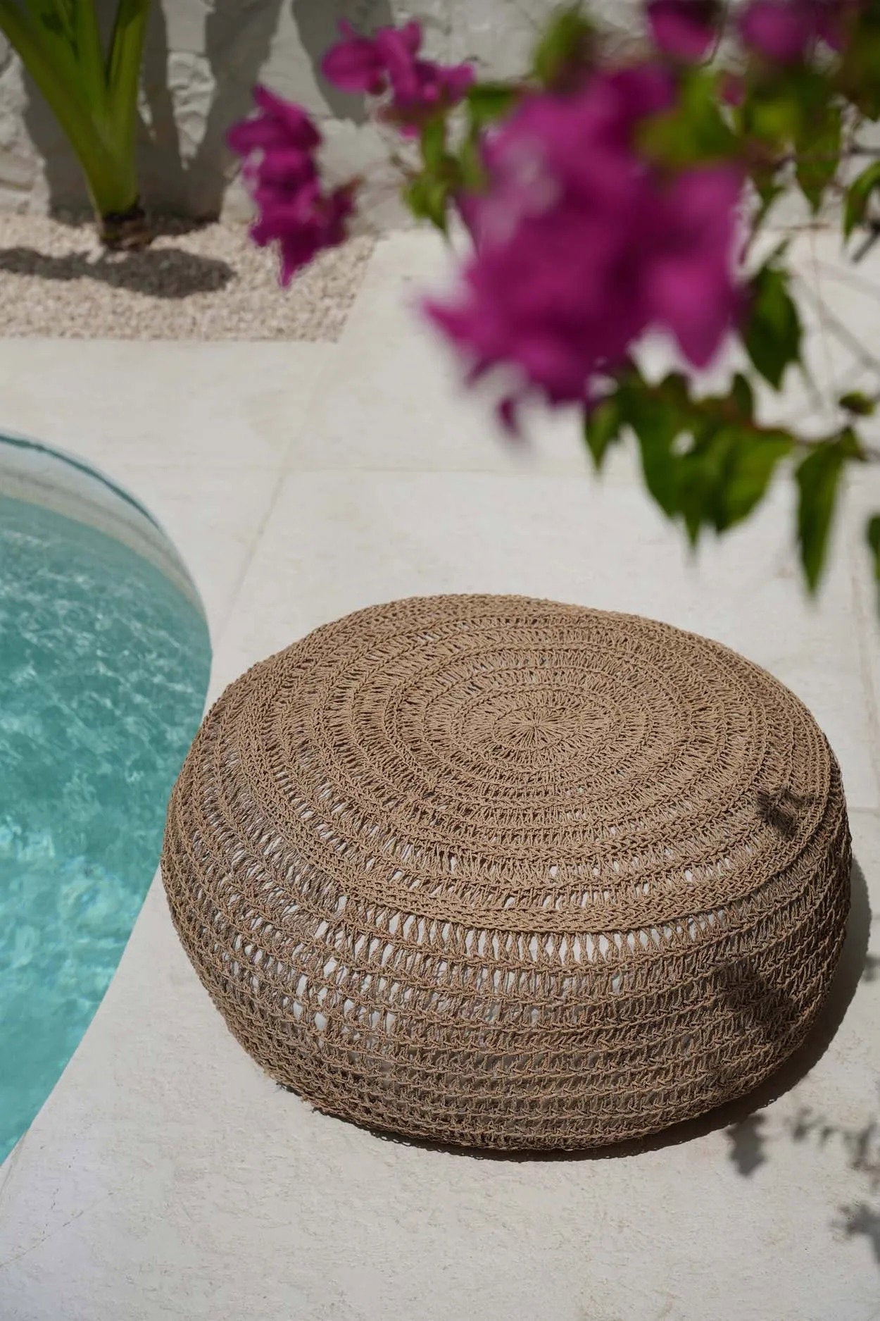 The Seagrass Pouf - Natural - M
