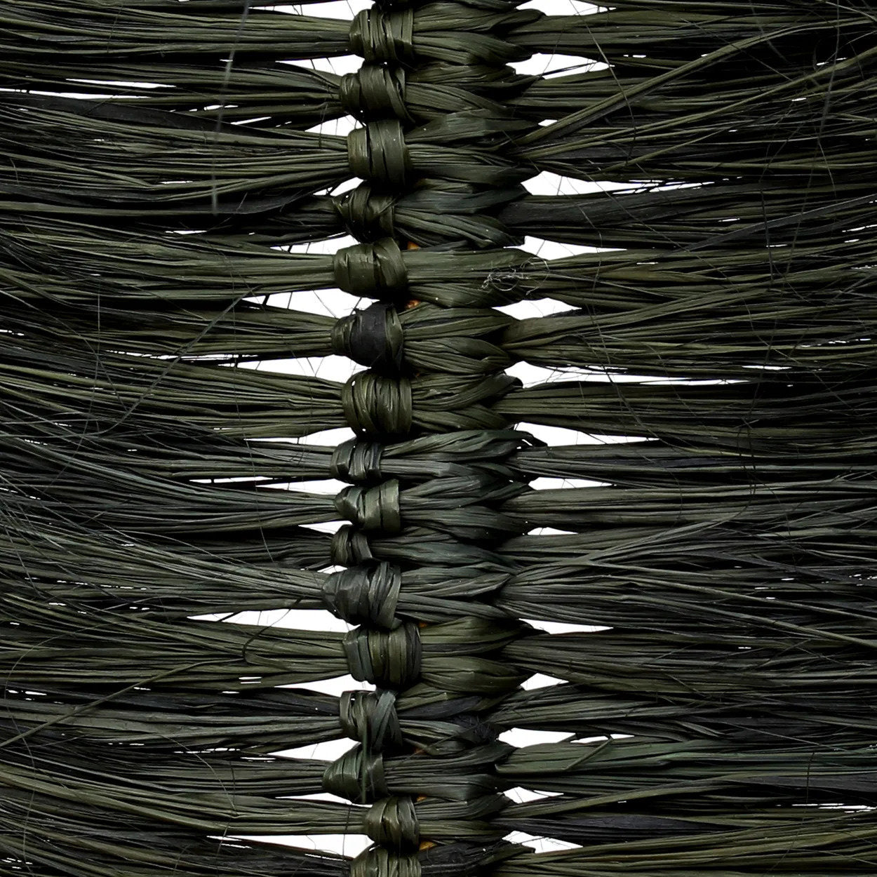 The Raffia Palmeira - Black (6pcs)