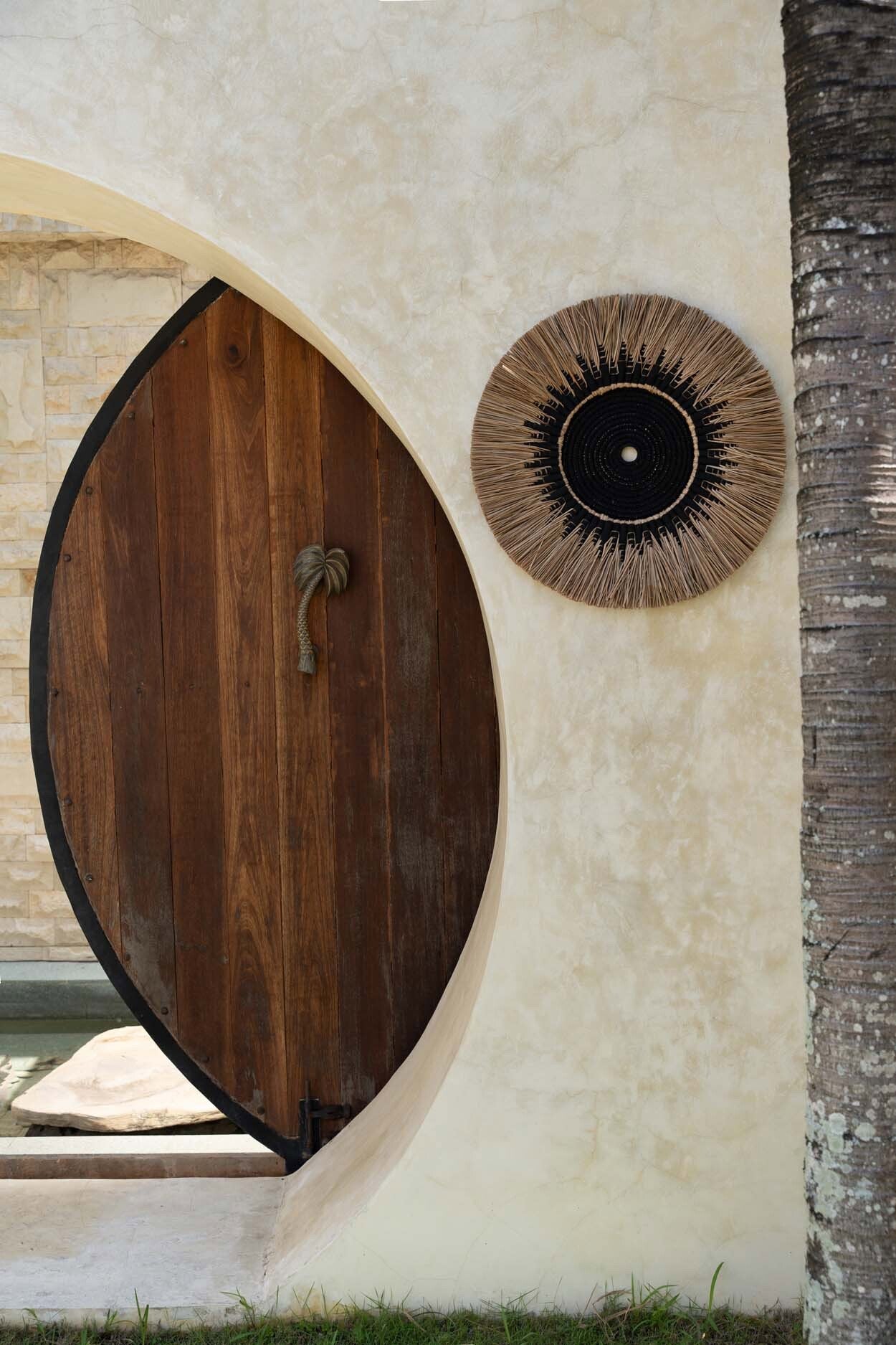 The Raffia Macramé Wall Decoration - Black Natural