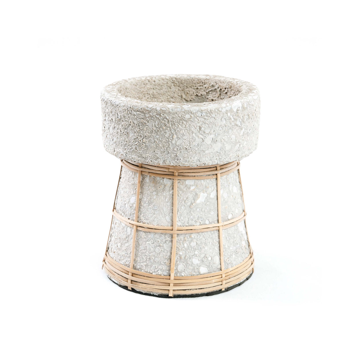 The serene candle holder - concrete of course - M