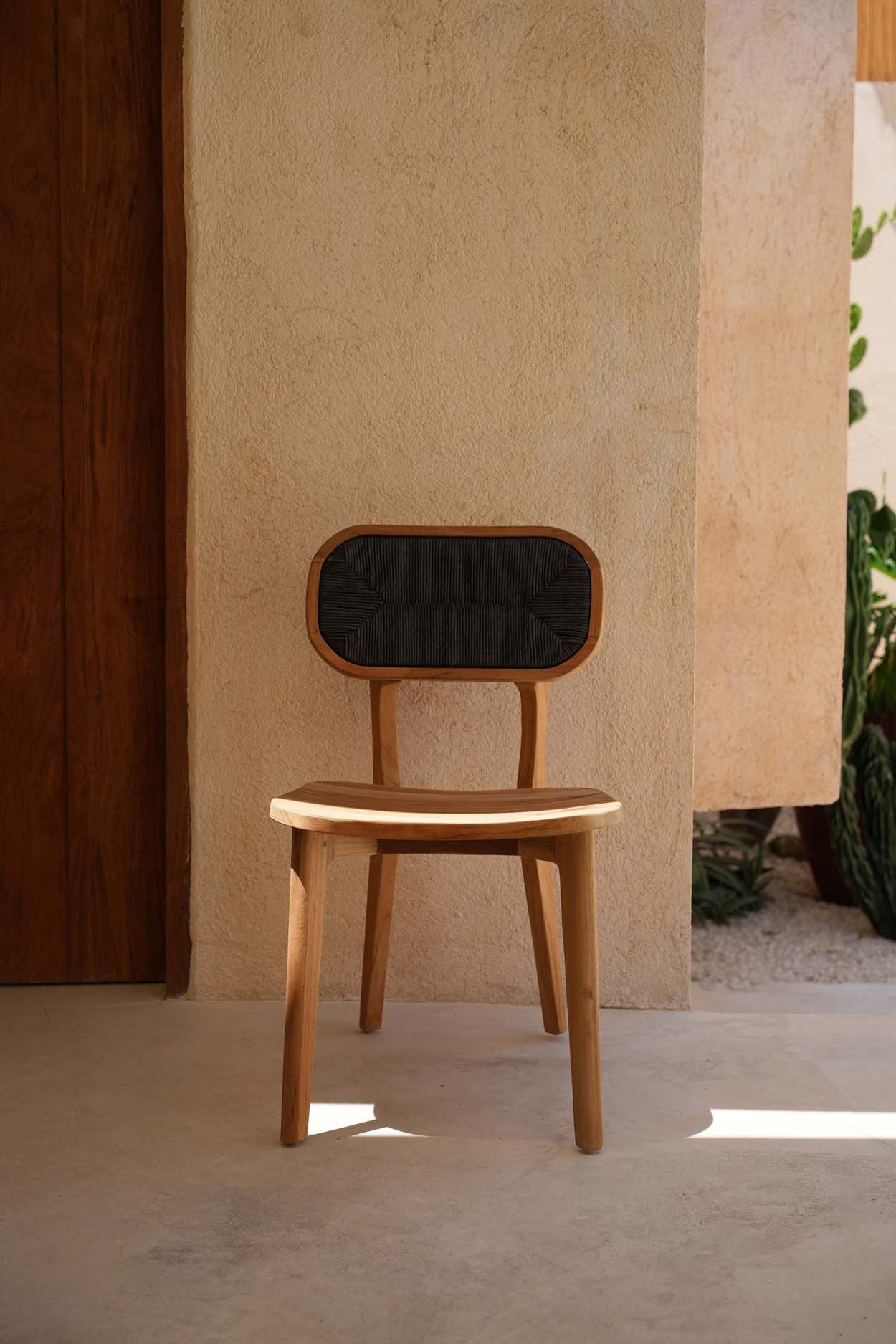 The Arigato Dining Chair - Outside_40