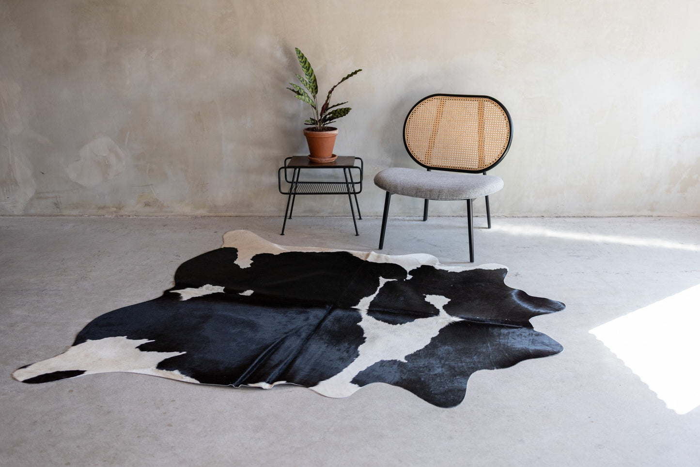 Koeienhuid zwartbont - 3-4m² - KH-026