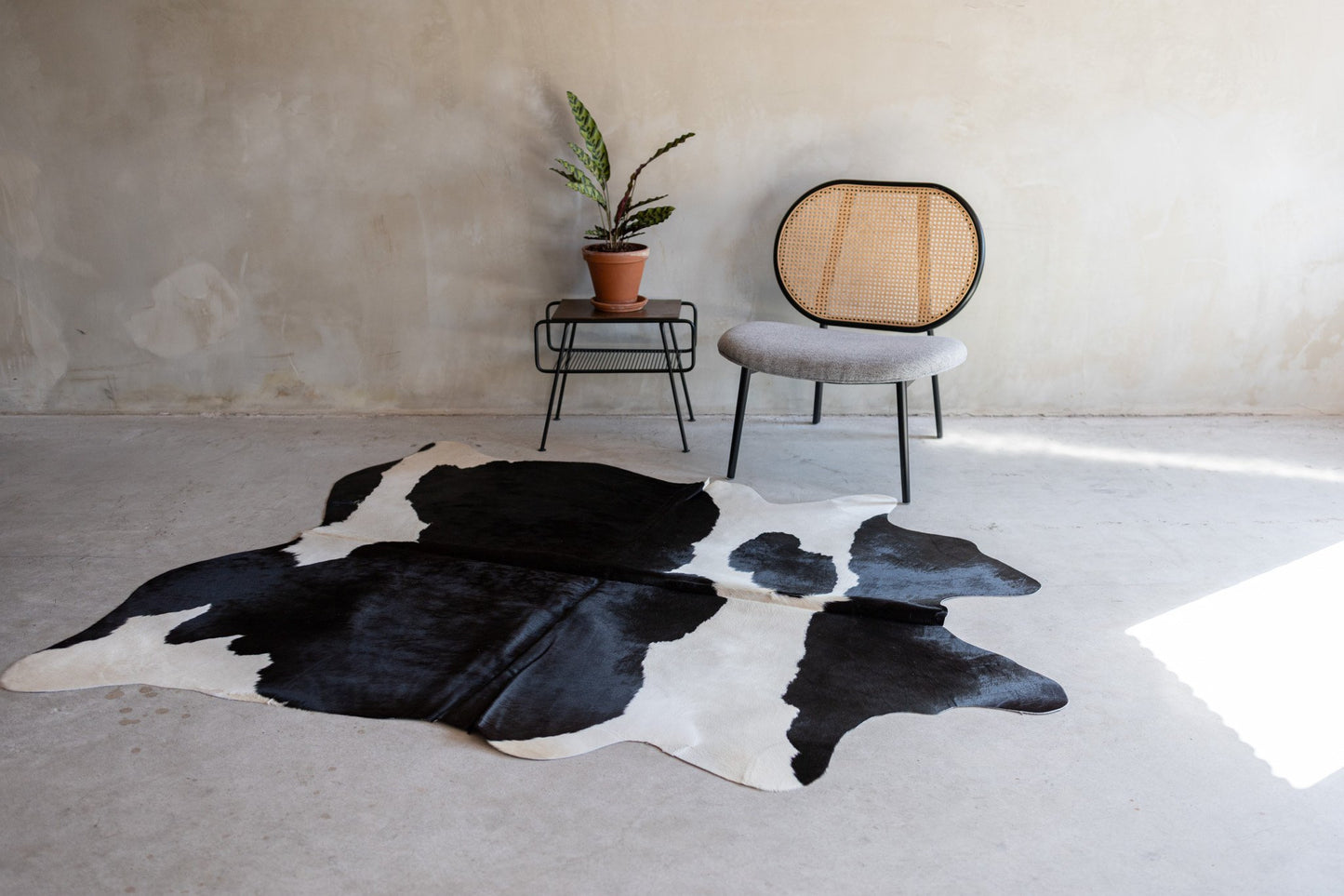 Koeienhuid zwartbont - 3-4m² - KH-028