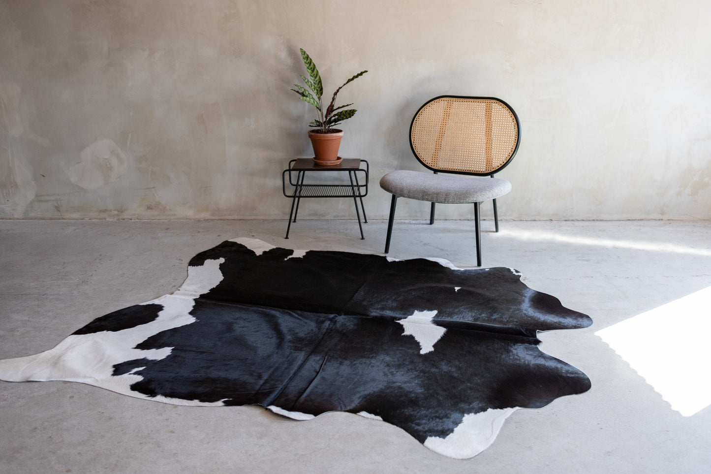 Koeienhuid zwartbont - 3-4m² - KH-029