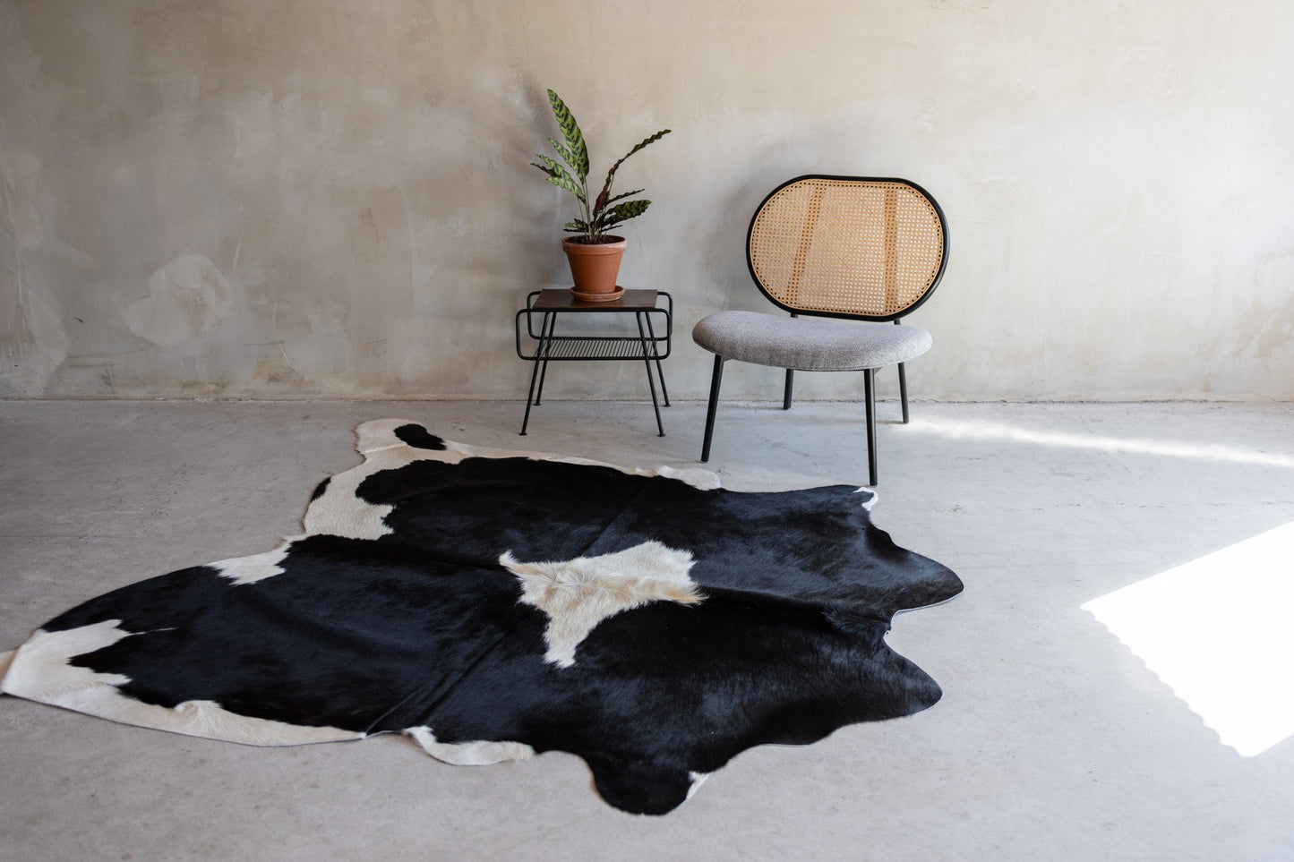 Koeienhuid zwartbont - 3-4m² - KH-030