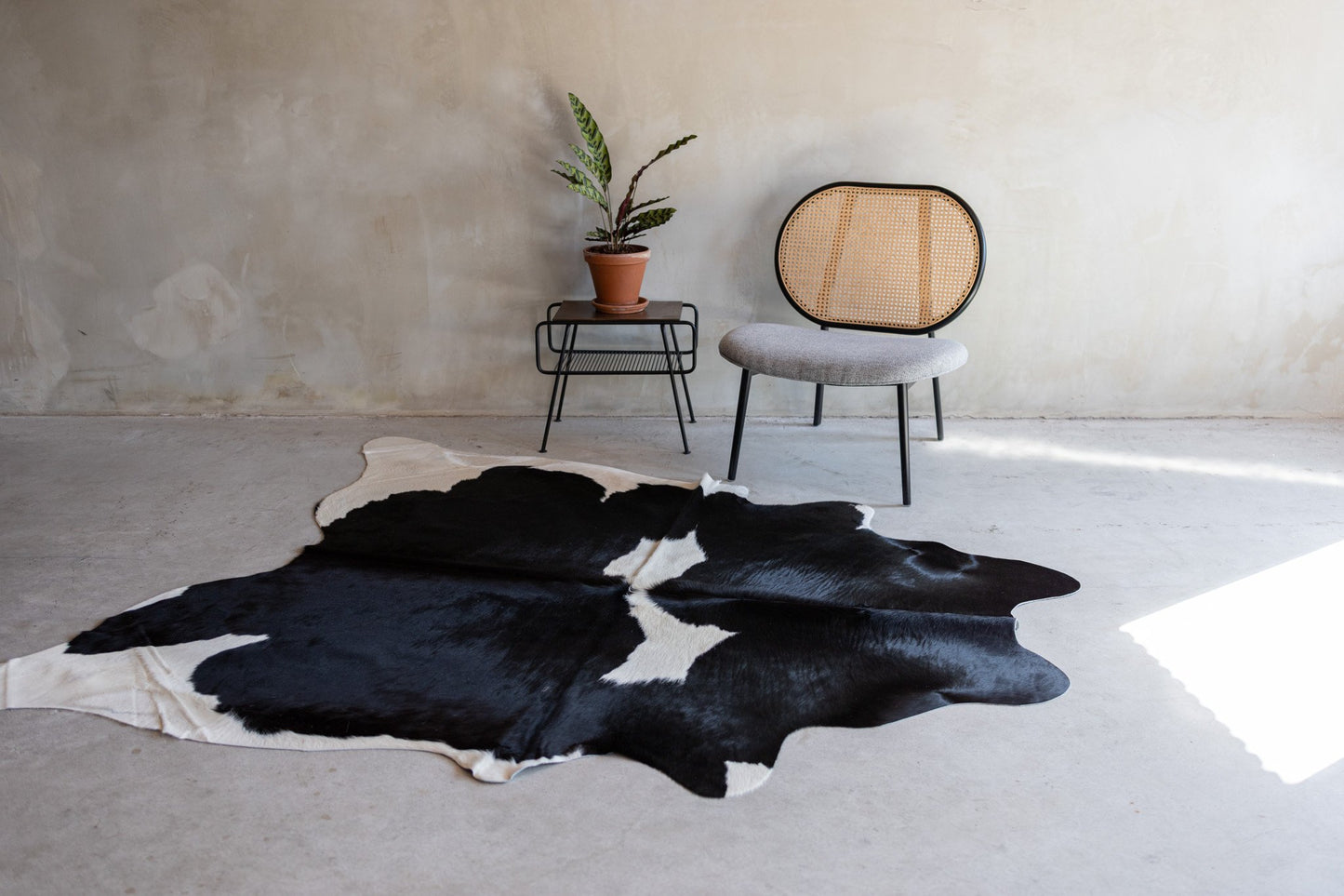 Koeienhuid zwartbont - 3-4m² - KH-032