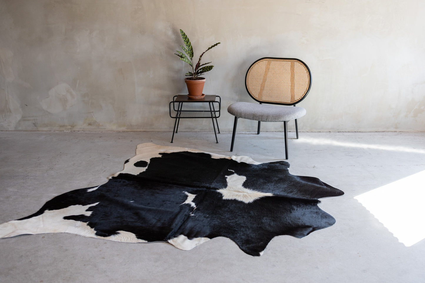 Koeienhuid zwartbont - 3-4m² - KH-033