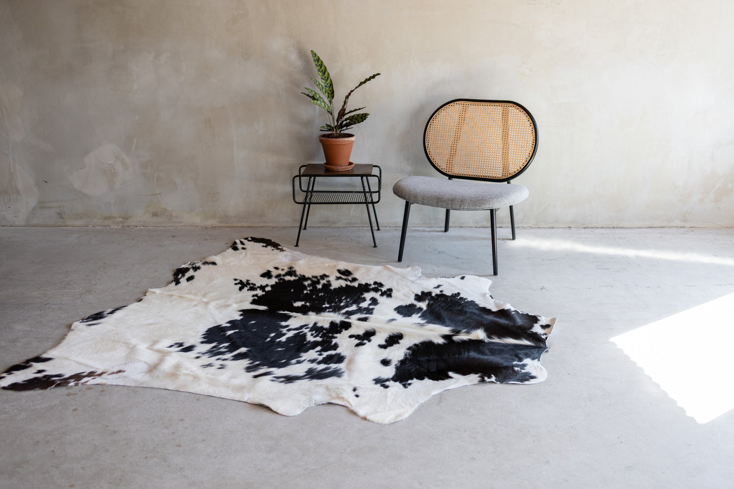 Koeienhuid zwartbont - 3-4m² - KH-035