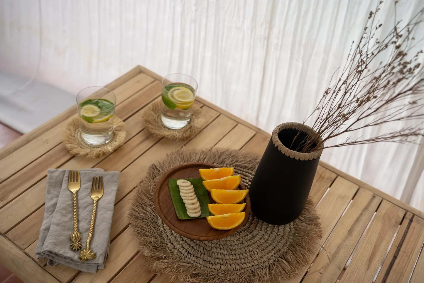Le set de table en raphia jonc de mer - naturel