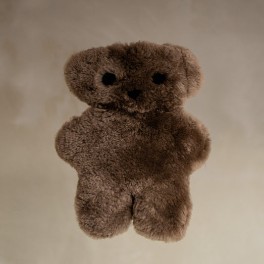 Groot Buurtje Beer - Merino Schapenvacht Knuffel  Bruin