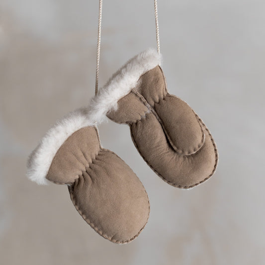 Lamsvacht baby- en kinderwantjes met duim - Taupe 1-2 jaar