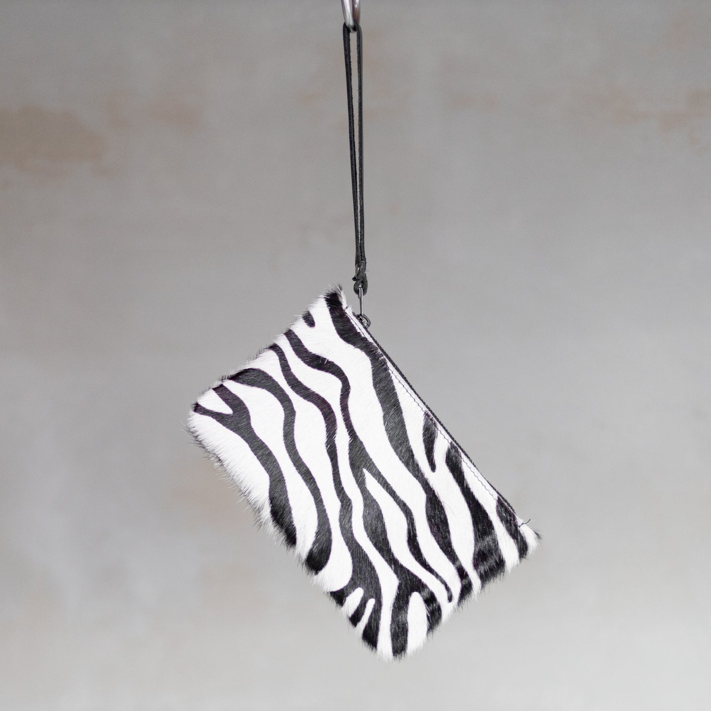 Koeienhuid clutch - Zebra